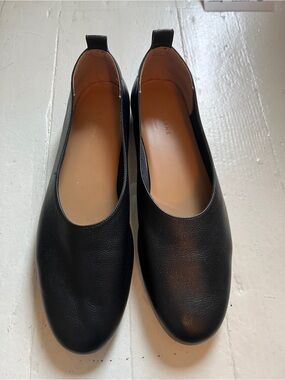 Everlane Black Leather Ballet Flats